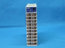 Yamatake DMC10D4TV0000 Controller w/ slight deform