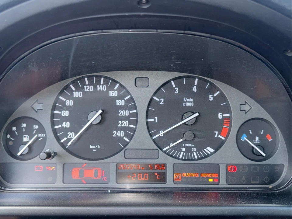 RARE EURO E39 MANUAL CLUSTER BMW 5 Series 520i 525i 528i - Image 3 of 4