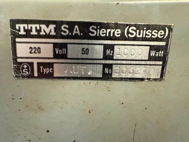 Traditioneller orig. Schweizer-Profi-Raclette-Grill für bis zu 2 halbe Käselaibe - Bild 2 von 3