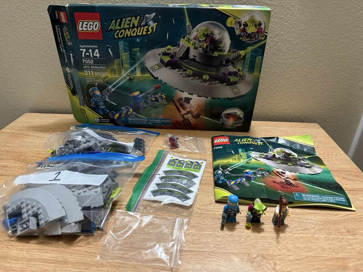 Preços baixos em LEGO UFO Abdução Lego (r) Conjuntos Completos e