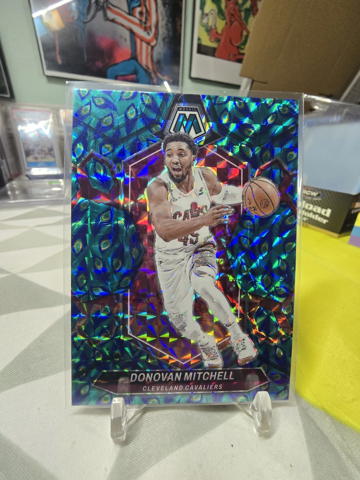 2023 Panini Mosaic Donovan Mitchell Peacock Prizm SSP #143 Cleveland Cavaliers