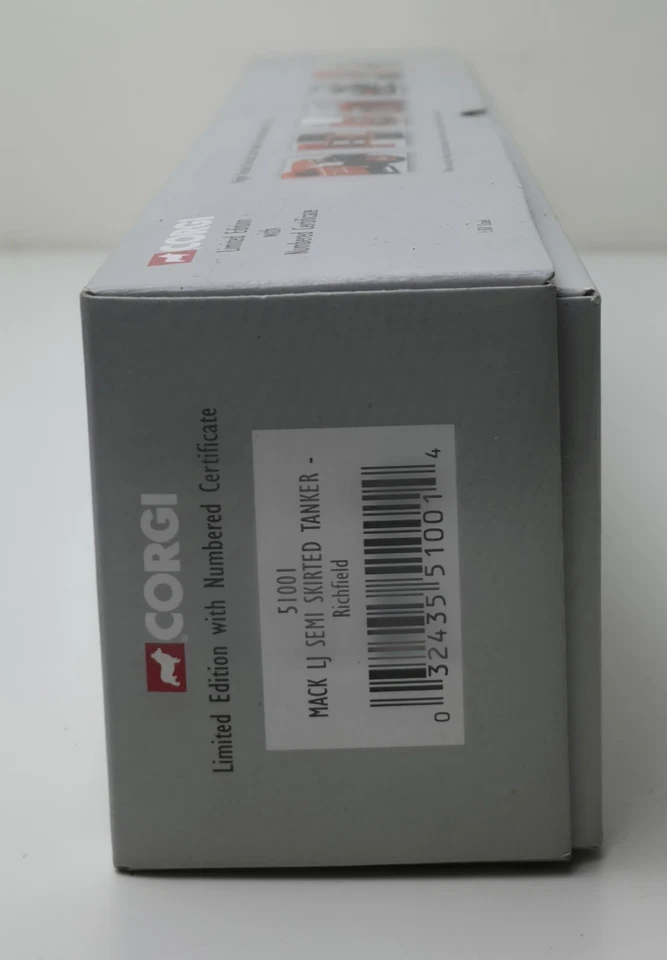 2000 Corgi Limited Edition Mack LJ Semi With Skirted Tanker Richfield 51001 1:50 - Image 3 of 4