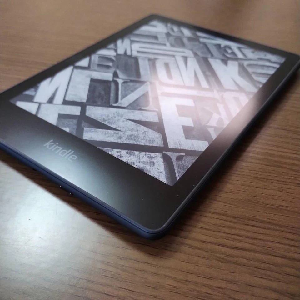 Amazon Kindle Paperwhite 11th Generation 6.8 inch 16GB Without Ads 1day shipping - Image 4 of 4