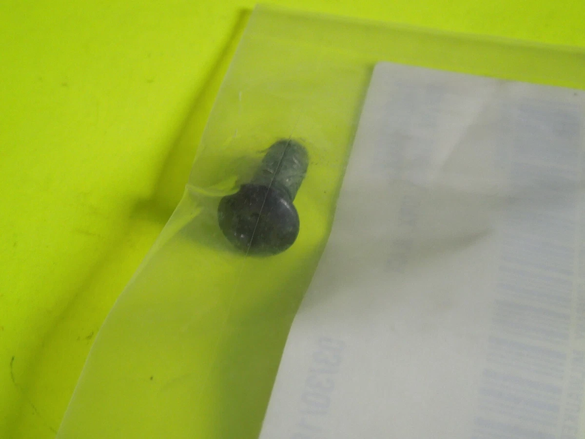 1 NOS OEM Harley Davidson Black Torx Button Head Screw P/N  