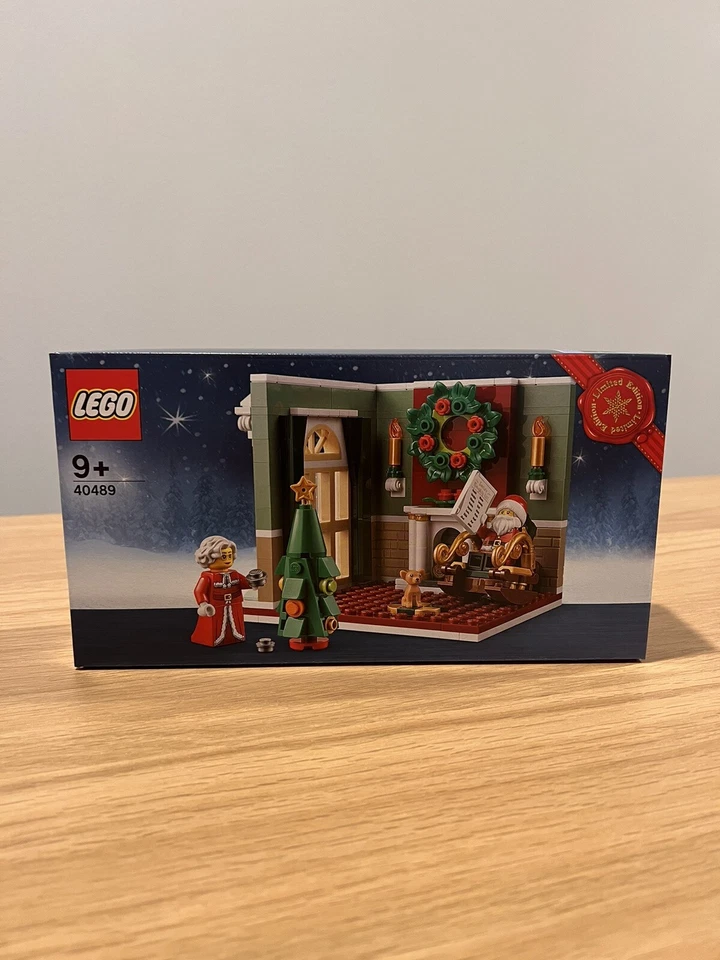 RARE! New Lego Set 40489 Mr. and Mrs. Claus' Living Room. For collectors. - Image 2 of 4