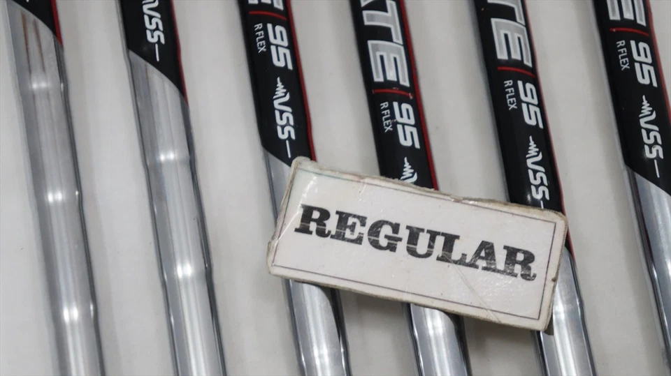 Juego de plancha Ben Hogan Ptx Pro 5-Pw elevación regular vss 95 acero +1” alto 0959053 Foto 3 de 4