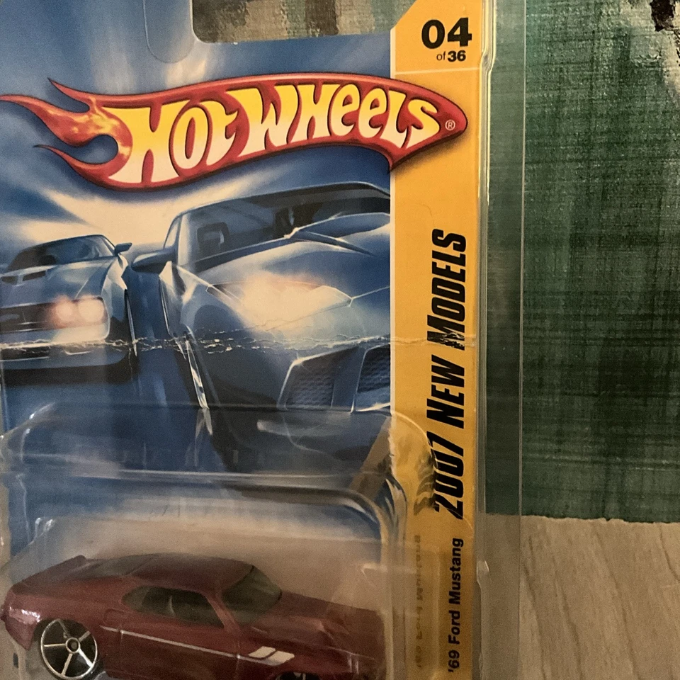Hot Wheels 2007 New Models '69 Ford Mustang Red 004/180 - Image 3 of 4