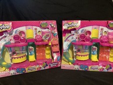 2 NEW Shopkins Fashion Spree Boutique stores incl 4 exclusive Shopkin 2 handbags