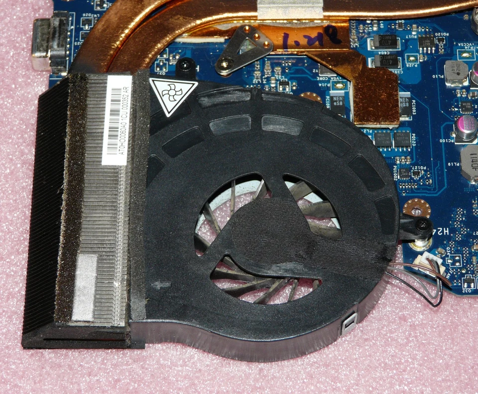 ACER ASPIRE 7750G Mainboard P7YE0 LA-6911P Rev:1.0 Intel i5-2450M / AMD HD 6850M - Bild 3 von 4