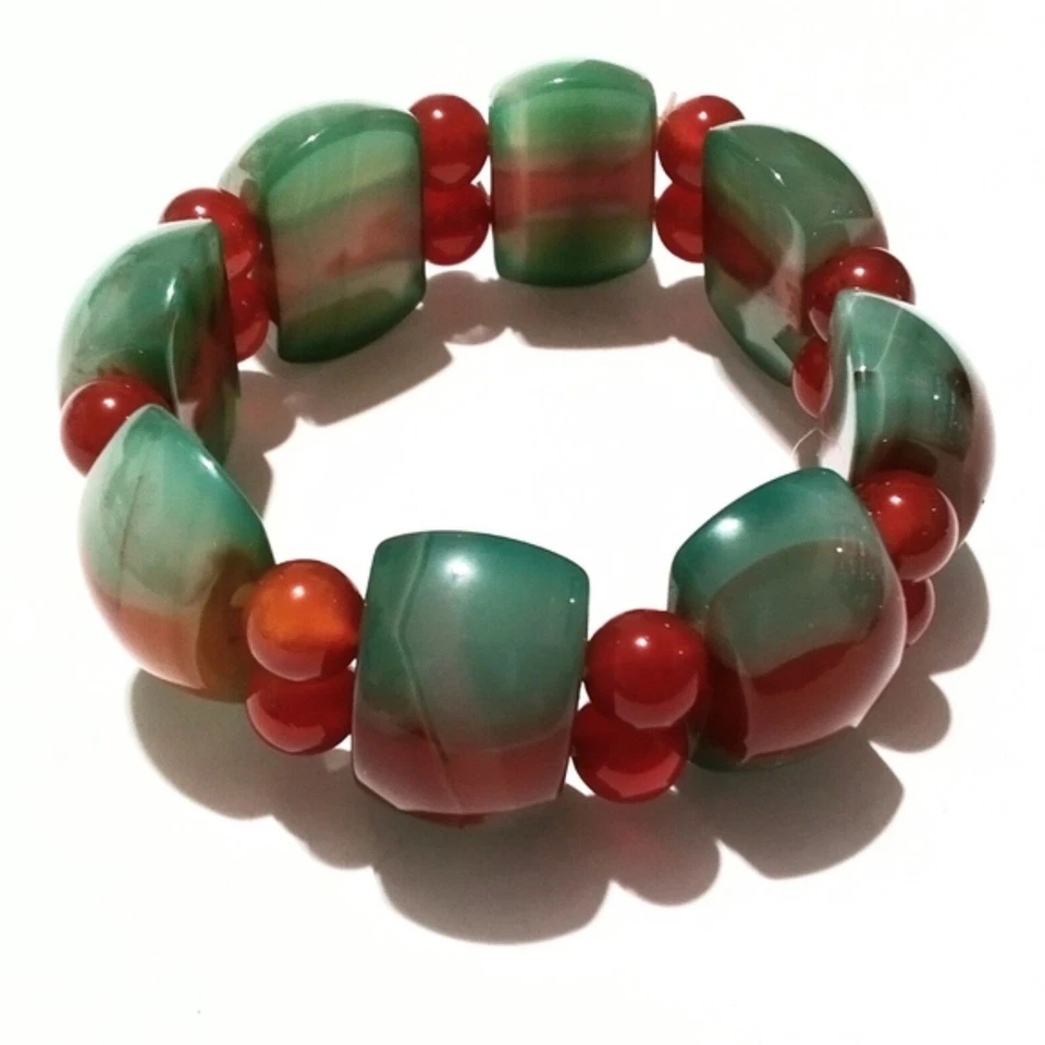 ChatGPT said:  Banded Agate and Carnelian Chunky Stretch Beaded Bracelet - Image 2 of 4