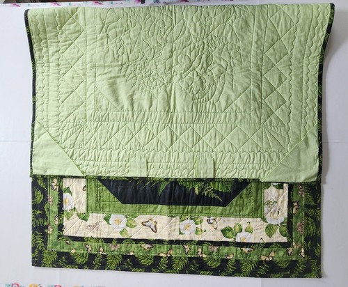 Handmade Quilted Wallhanging Butterfly & Magnolias Floral Green 54"X35" - Picture 6 of 9