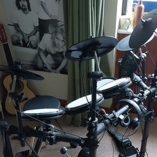 Donner DED-200 Electronic Drum Kit USB MIDI 8-Piece w/ Stool Pedal Module