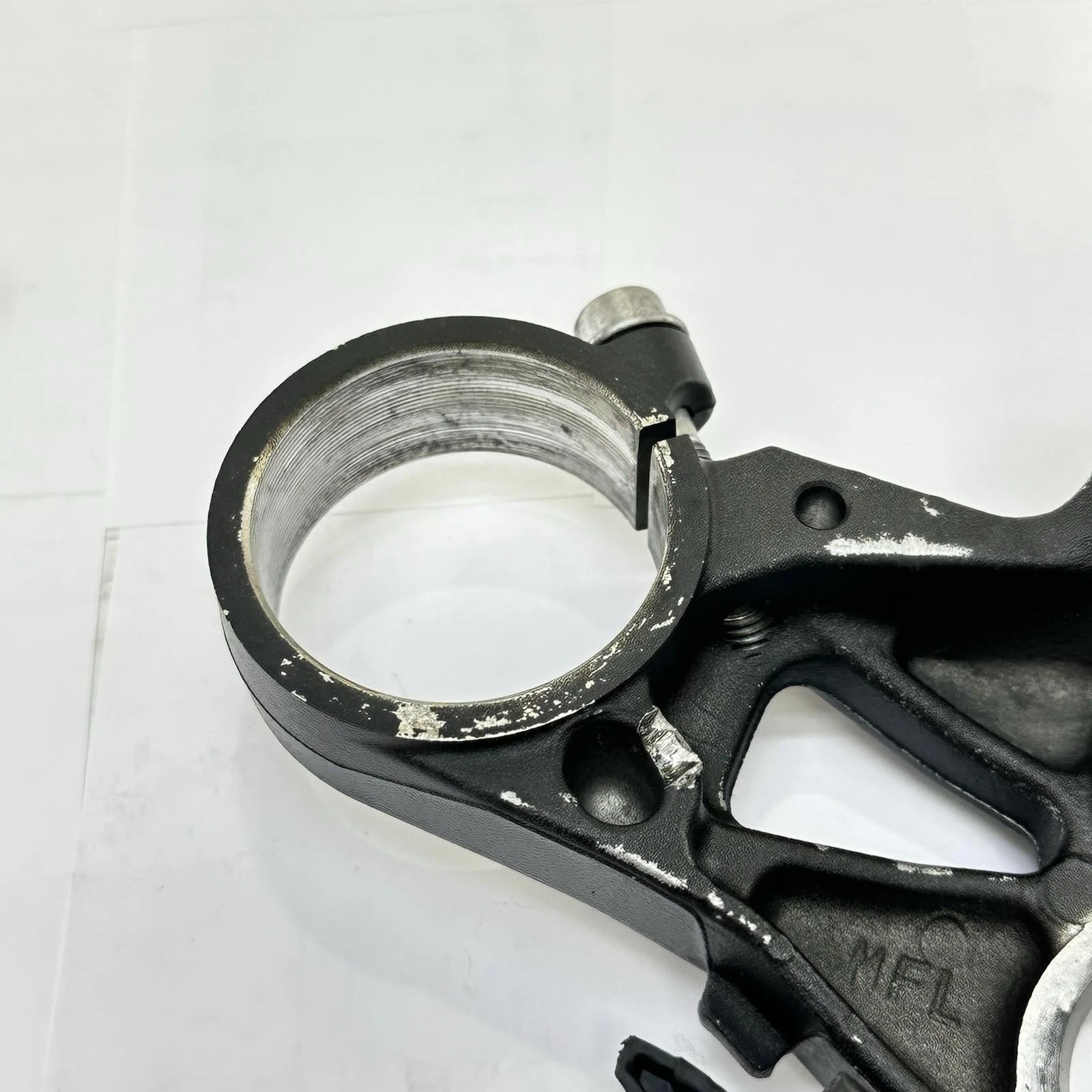 2012 - 2016 HONDA CBR1000RR UPPER TRIPLE TREE FORK CLAMP IGNITION KEY MOUNT
