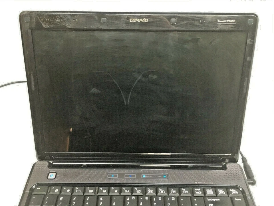 Ноутбук Compaq Presario V3000 V3206au на запчасти/ремонт не загружается без жесткого диска/RAM JR - Изображение 2 из 4