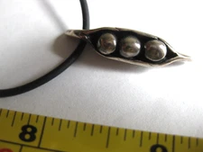 VINTAGE 3 PEAS IN A POD NECKLACE STERLING MADE IN ITALY FREE SHIPPING
