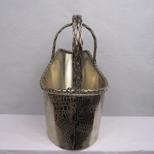 Handcrafted Silver Metal Wine Caddy Alligator Skin Texture Braided Handle India - Picture 5 of 9
