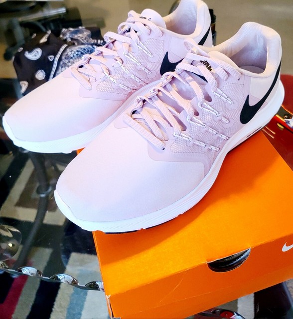 nike swift run trainers