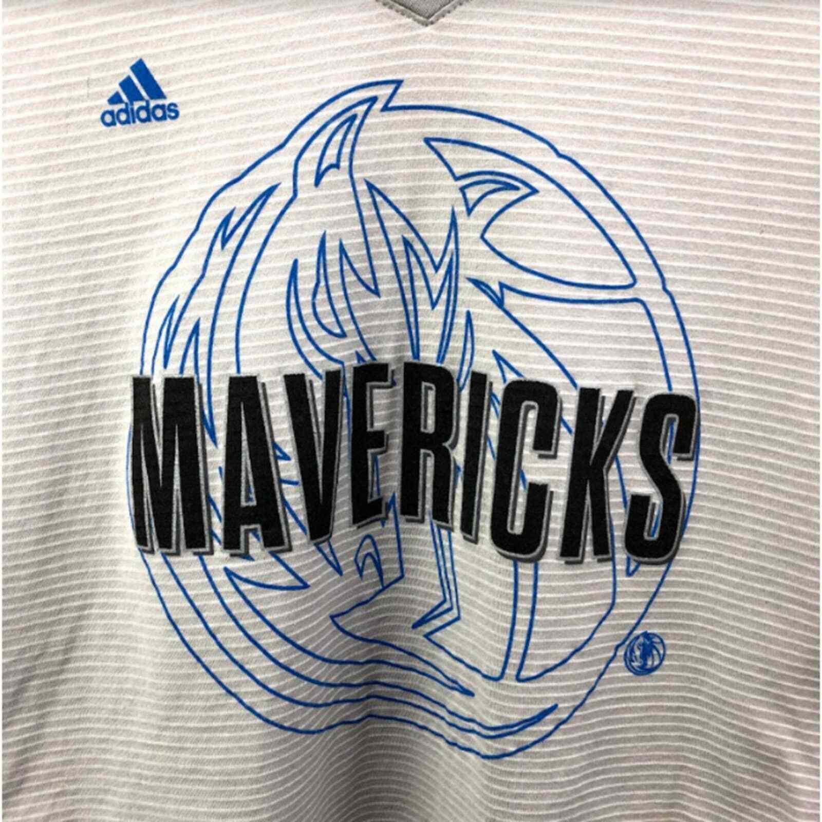 Adidas Women's Gray Dallas Mavericks Striped Long… - image 5
