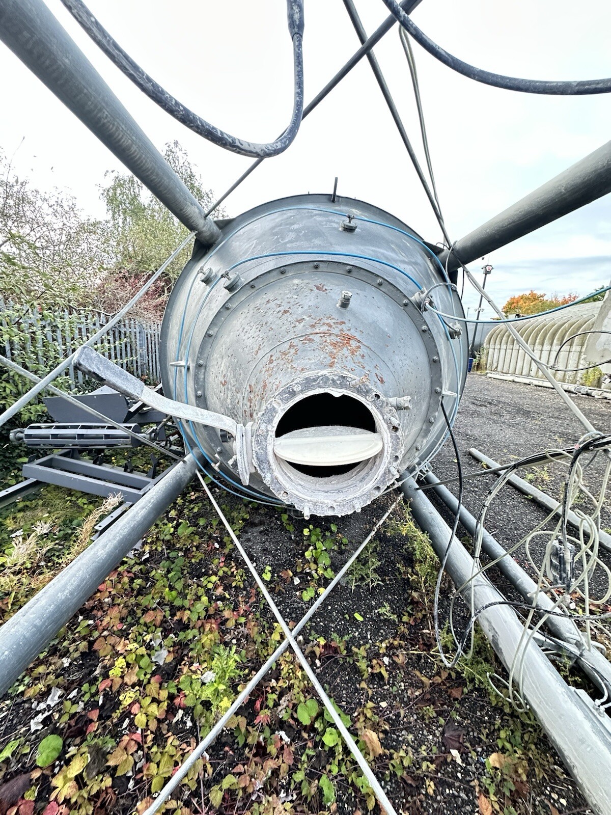 Picture 4 of 6