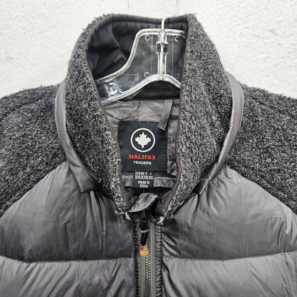 Halifax Traders Men's XL Charcoal Grey Puffer Jacket