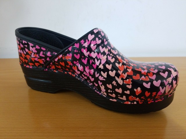 dansko professional henna floral