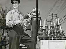 SUNOCO SERVICE GAS STATION  ATTENDANT MOTOR OIL RACKS  5x7 reprint
