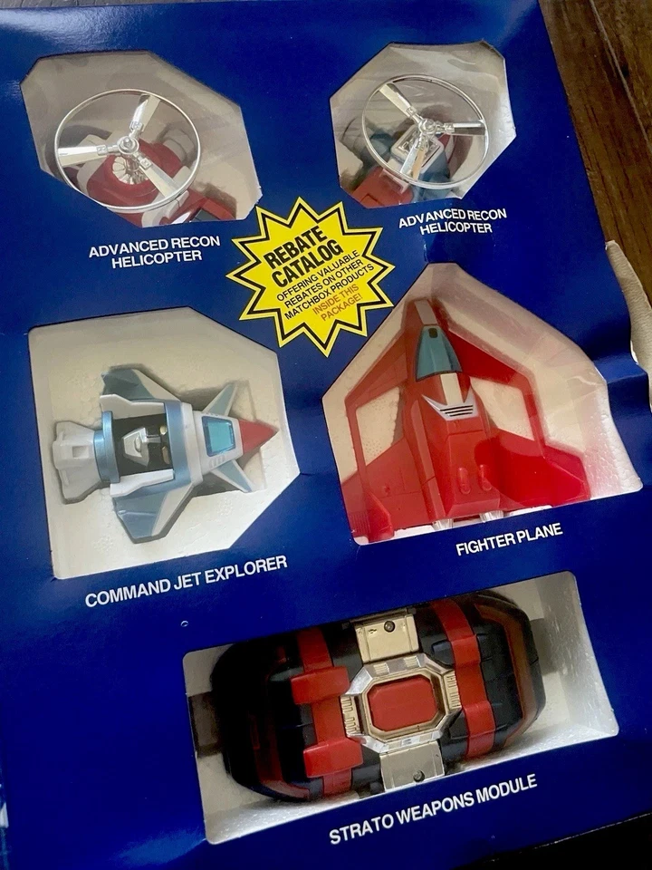 MATCHBOX 1985 VINTAGE VOLTRON STRATO-FIGHTER NICE COND. COMPLETE W/ INSTRUCTIONS - Image 2 of 4