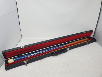 Vintage Blue and Silver Dart Design Two Piece 21 oz Pool Cue with Case Taiwan