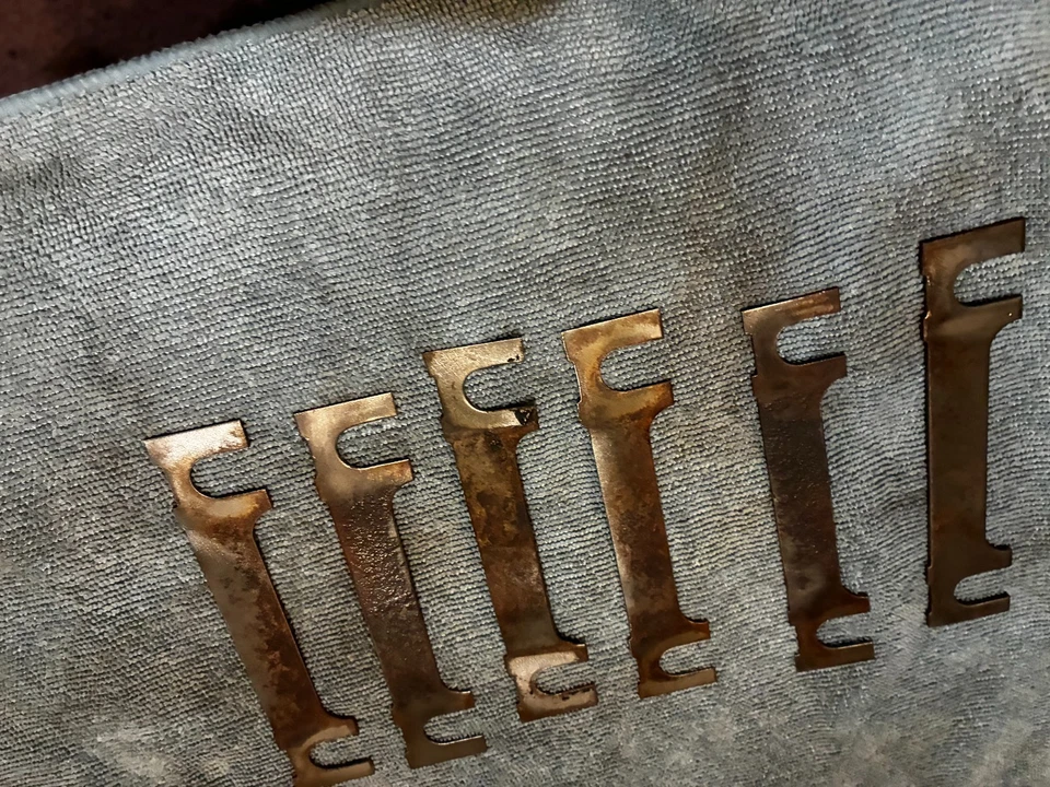 Juego de 6 cuñas de alineación de rueda delantera Classic Saab 900 1979-1993 Foto 3 de 4