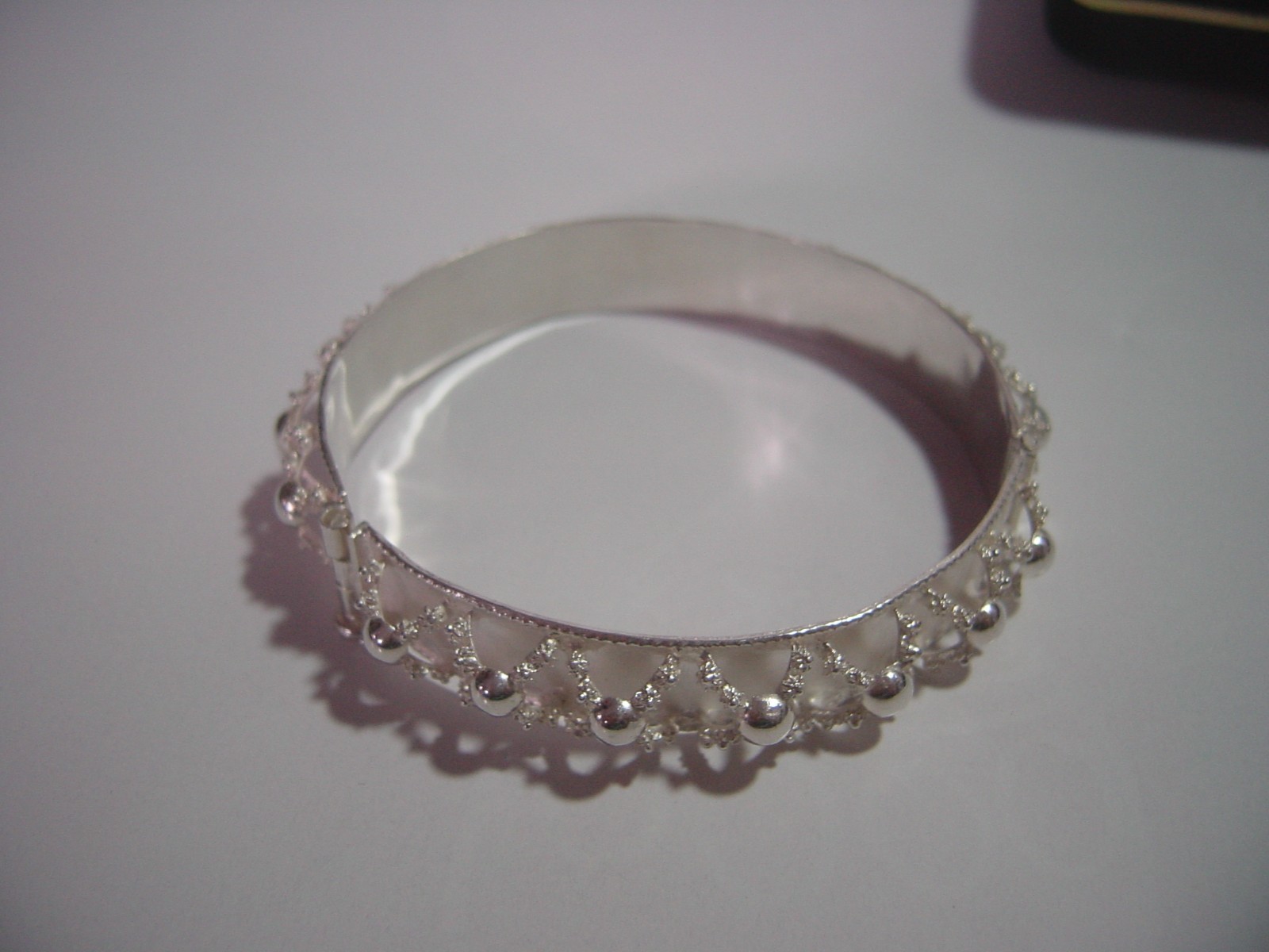 Vintage UNIQUE solid Silver Bangle-Superb Design … - image 2