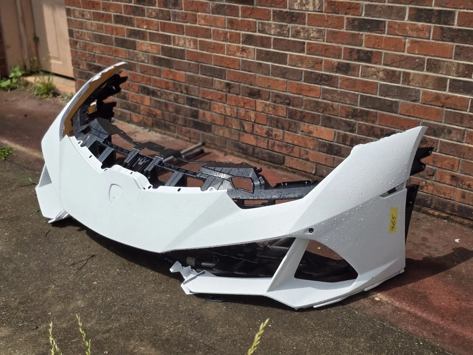 Parachoques delantero Lamborghini Huracan Evo Performante LP640, OEM, parte # 4T0807065B Foto 2 de 4