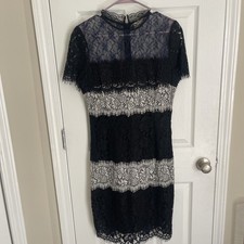Everleigh Navy & Black Lace Short Sleeve Sheath Dress Size M