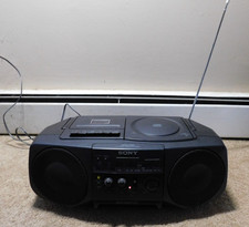 Sony CFD-V20 AM/FM Radio CD Cassette Recorder Boombox Mega Bass With Power Cord