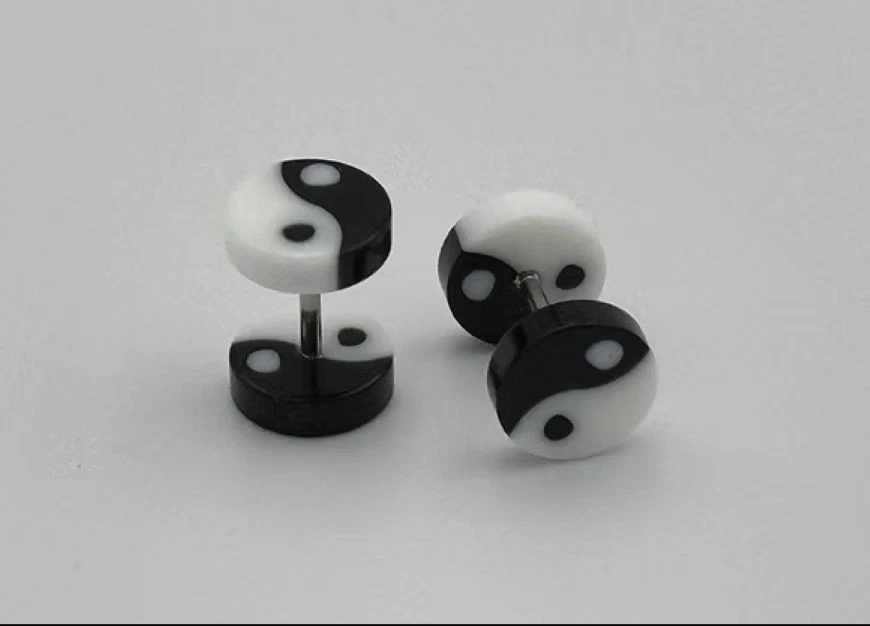 Orecchini A Perno In Argento 925 Con Simbolo Cinese Fu Portafortuna – Fatti A Mano In Thailandia, Diametro 11 Mm, Finitura Ossidata - 4
