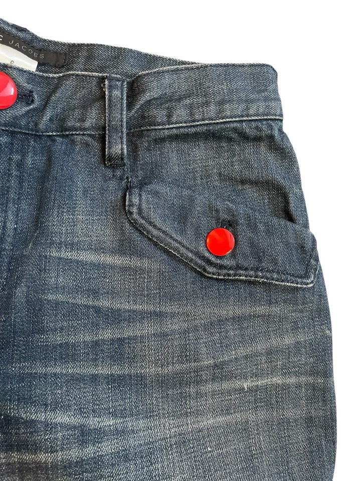 Pantalones de mezclilla vintage Marc Jacobs jogger pétalos empujadores rojos recortados broches de presión para mujer talla 6 Foto 3 de 4