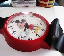 BIG Vintage Mickey Mouse Wall Clock Wrist Wat...