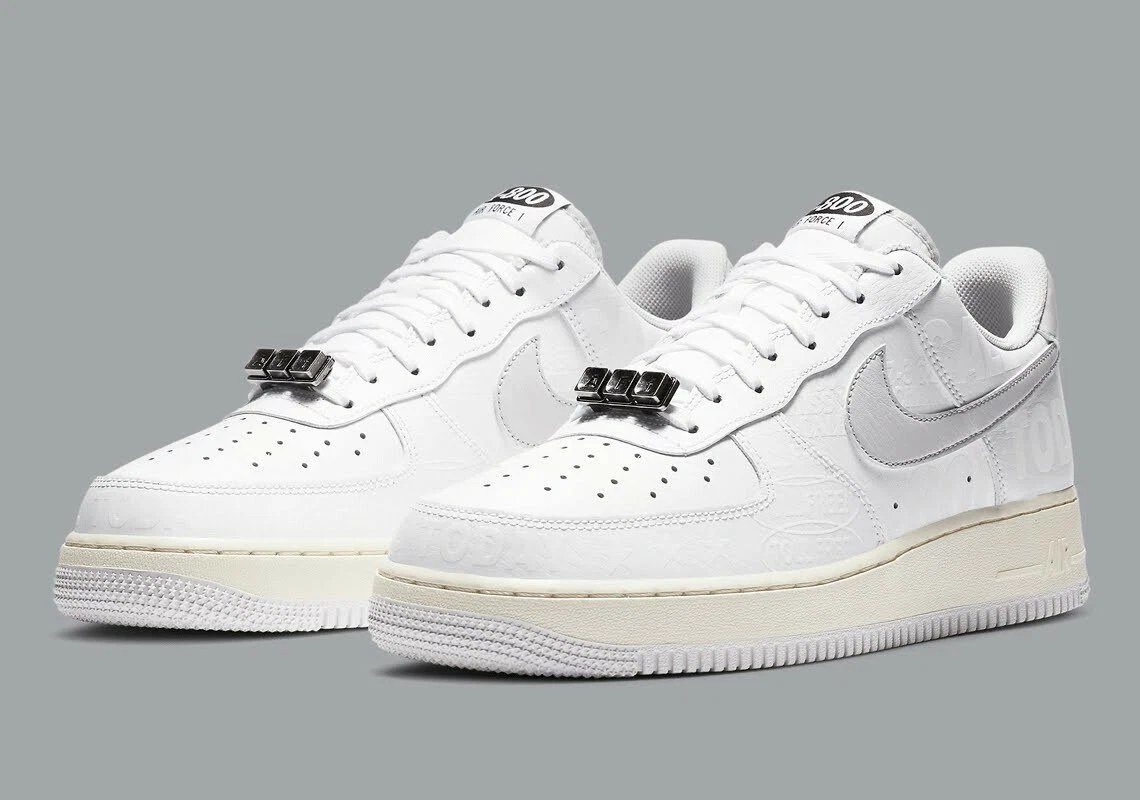 Nike Air Force 1 '07 PRM 'Toll Free 1-800' Shoe Size 12.5 White