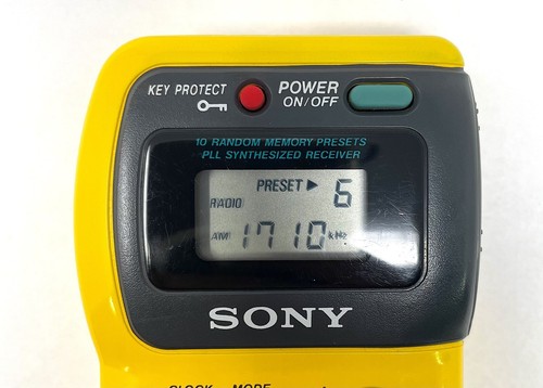Sony AM/FM Walkman Sports SRF-M70 - Picture 6 of 11