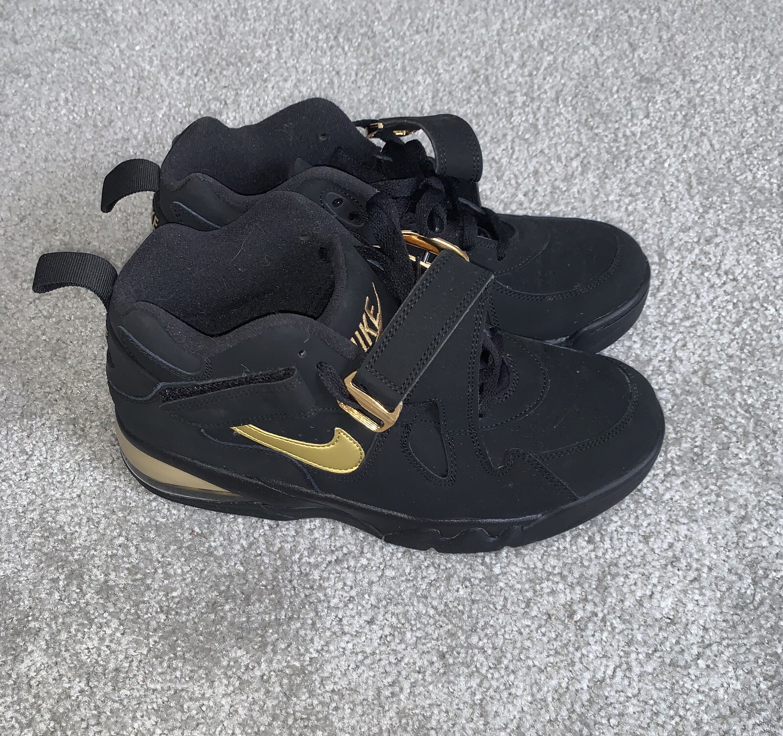 nike air force max cb gold