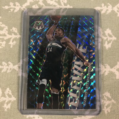 2020-21 Mosaic Giannis Antetokounmpo Blue Reactive Elevate Insert Card #d 99 SP!