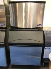 ATOSA YR-450-AP-161 460 lb ICE MACHINE W/400 lbs BIN, 30", Half Cube, Free Liftg