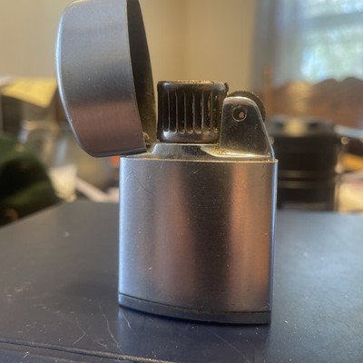 RARE Vintage Silver Ronson Wildlite Windproof Lighter Made with US Patents
