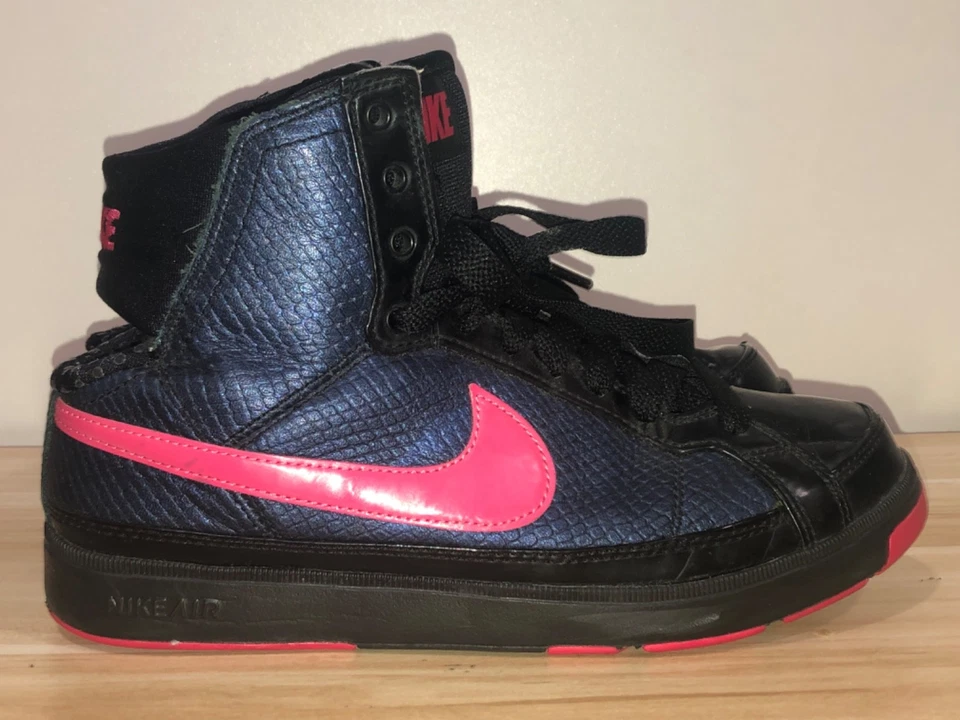 Nike Air Troupe Men Women's US 7 Black Pink Leather Sneakers Shoes EU 38 UK 4.5 - Image 3 of 4