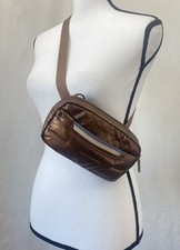 Hedgren Crossbody Waist Fanny Pack metallic b...