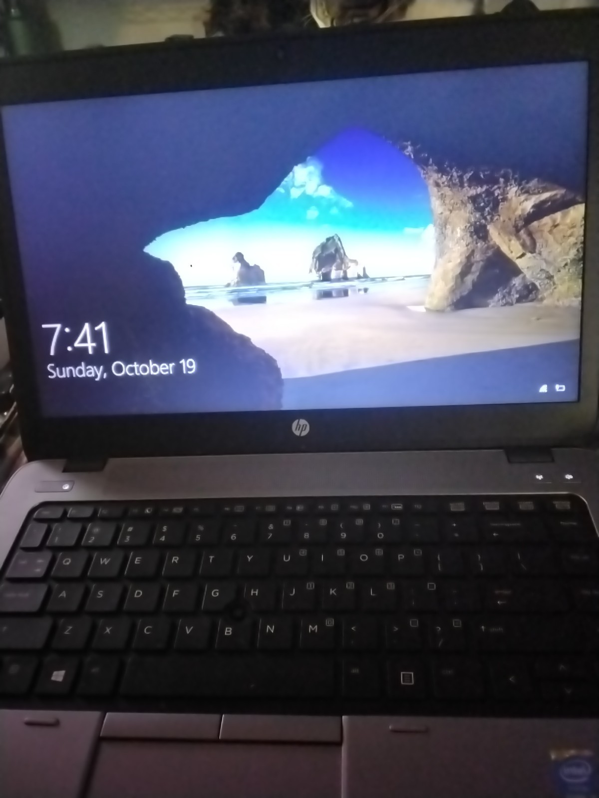 HP 840 G1, 14-Inch Laptop, with Intel CORE I5-4300u, 256 SSD (Solid State Drive), Windows 10 Pro