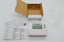 TPI SDHW1001 Clever Comfort Commercial Thermostat Heat Pump HVAC Wired 24VAC