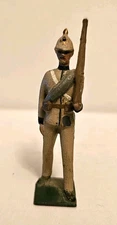 SOLDIER MARCHING W/ RIFLE BRITAINS TIMPO JOHILLCO CHERILEA #2