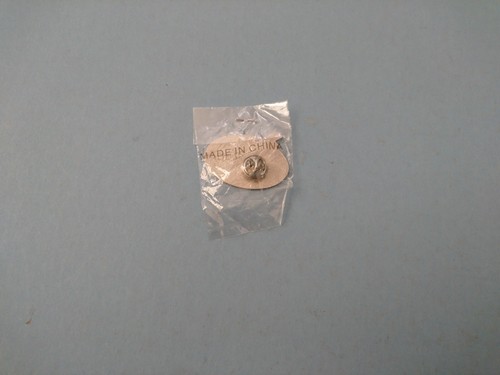 PLAYSTATION 989 SPORTS VINTAGE METAL PIN - "BRAND NEW IN ORIGINAL PACKAGING" - Picture 4 of 4