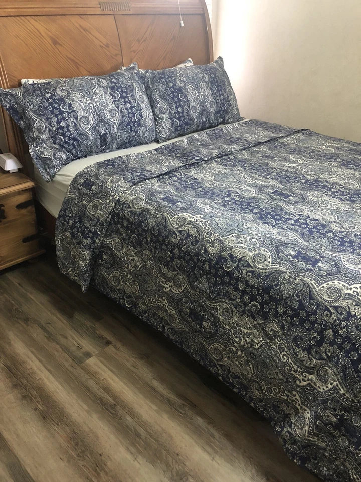 "Funda nórdica reversible azul marino blanco cachemir king con fundas king 102x90"" usada en excelente estado" Foto 3 de 4