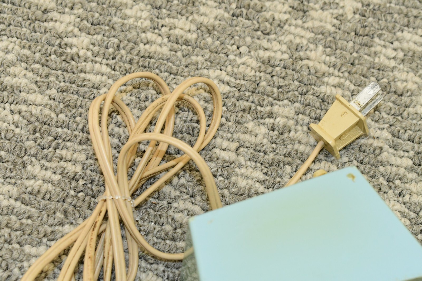 Vintage TIMEX Bedside Alarm Clock Model 7299A PlugIn Light Baby